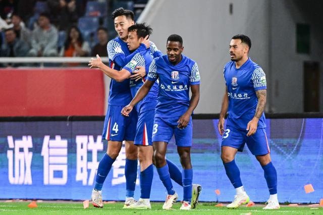 【中超】高天意替补建功王大雷扑单刀 泰山0比1申花