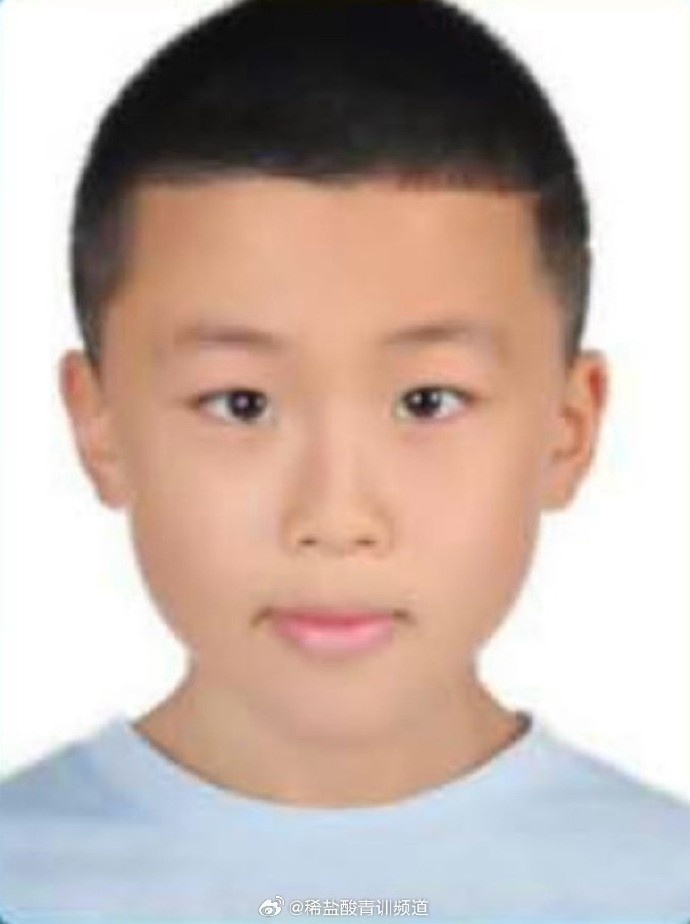 云开体育-博主：金星辰在西班牙加泰罗尼亚大区U11优选联赛中梅开二度